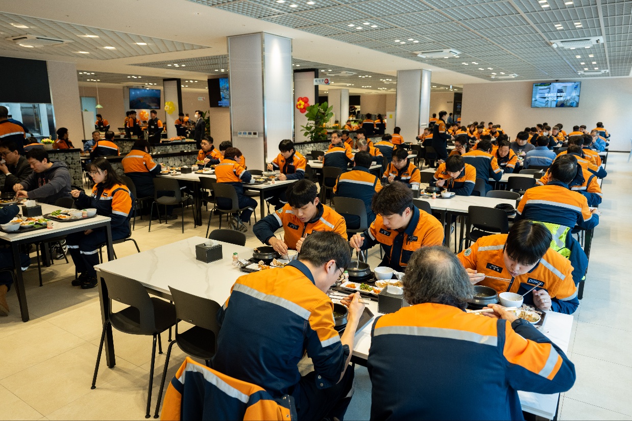 포스웰, 광양제철소 내 '선강식당’ 개소, 급식 사업 기반 확대